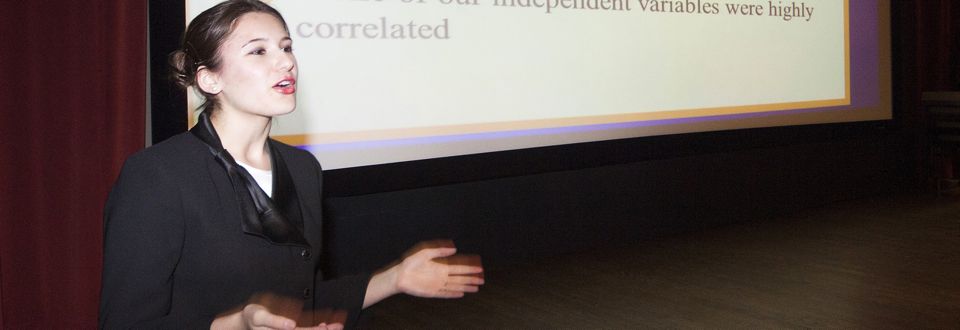 Students Showcase Diverse Research During Undergraduate Research Symposium